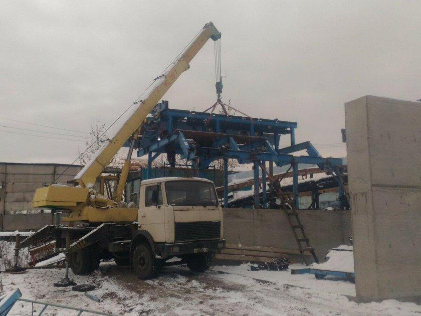 Автокран маз