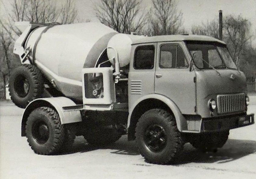 Автобетоносмеситель сб-69