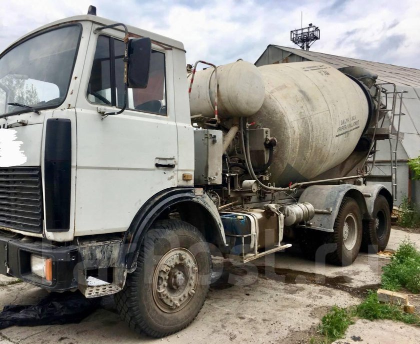 МАЗ миксер 10 кубов
