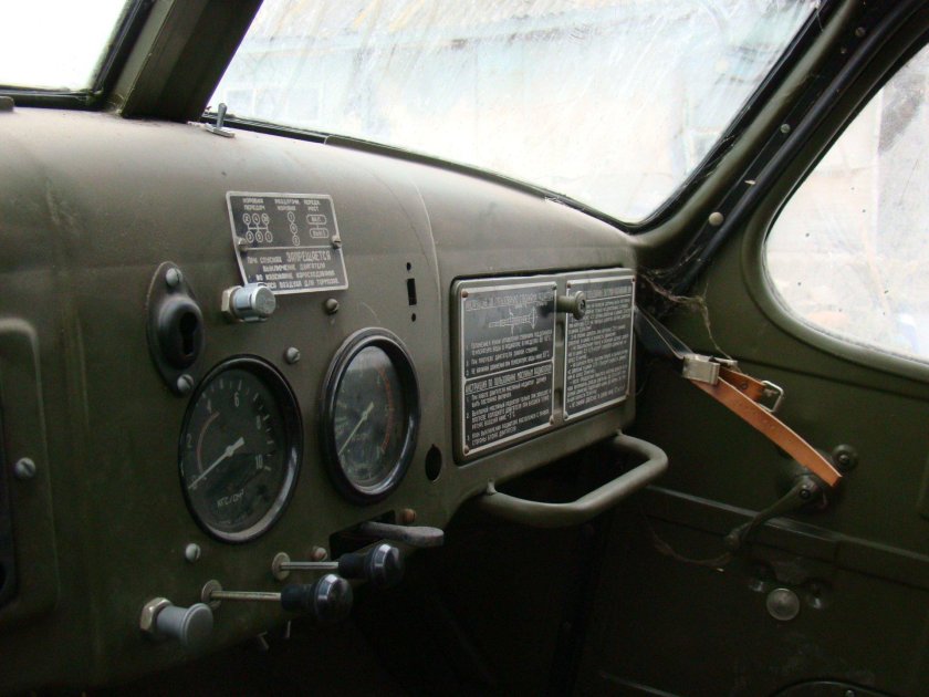 ЗИЛ 157 приборная панель