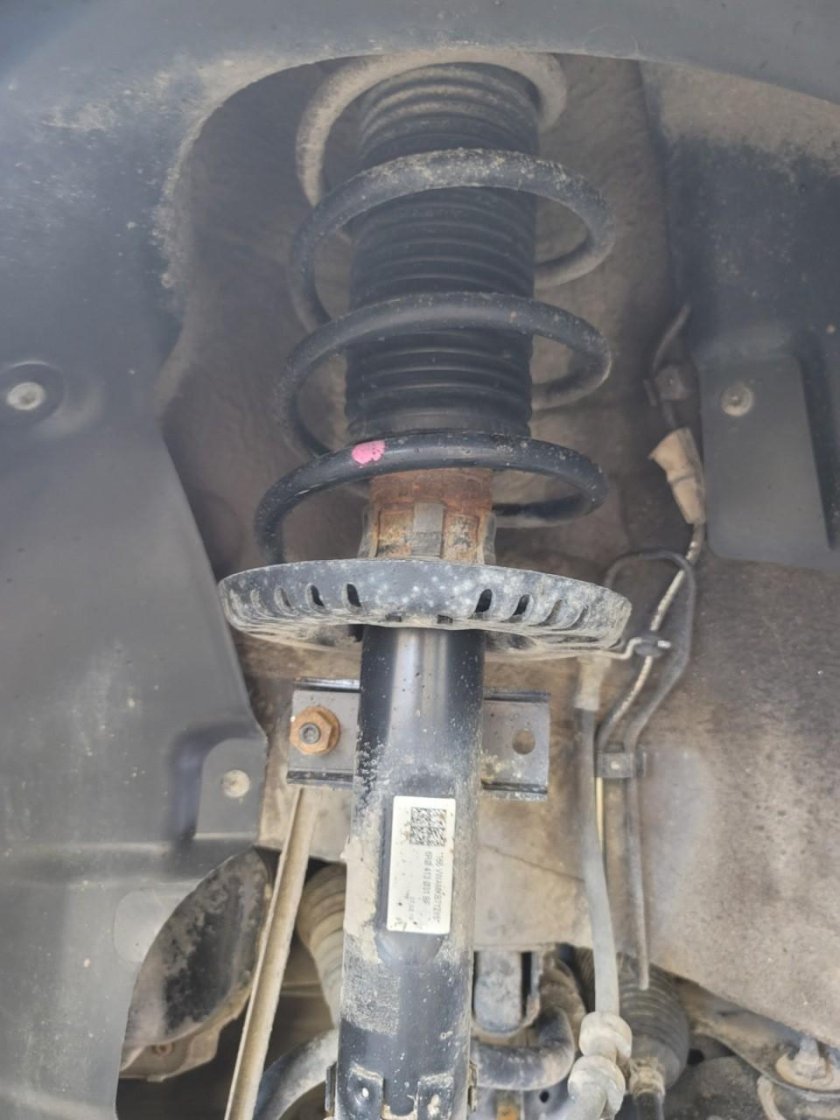 Стойка стабилизатора Шкода Рапид