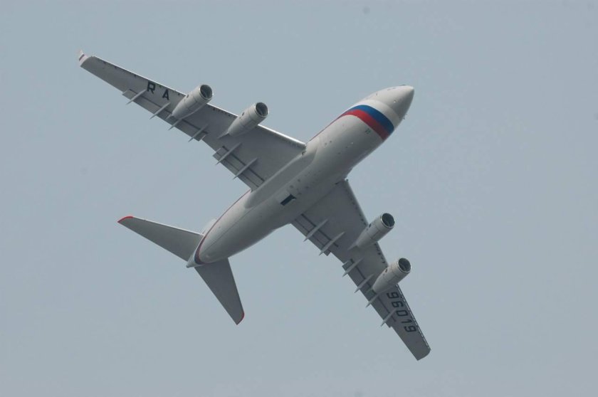 Самолёт ил-96-300