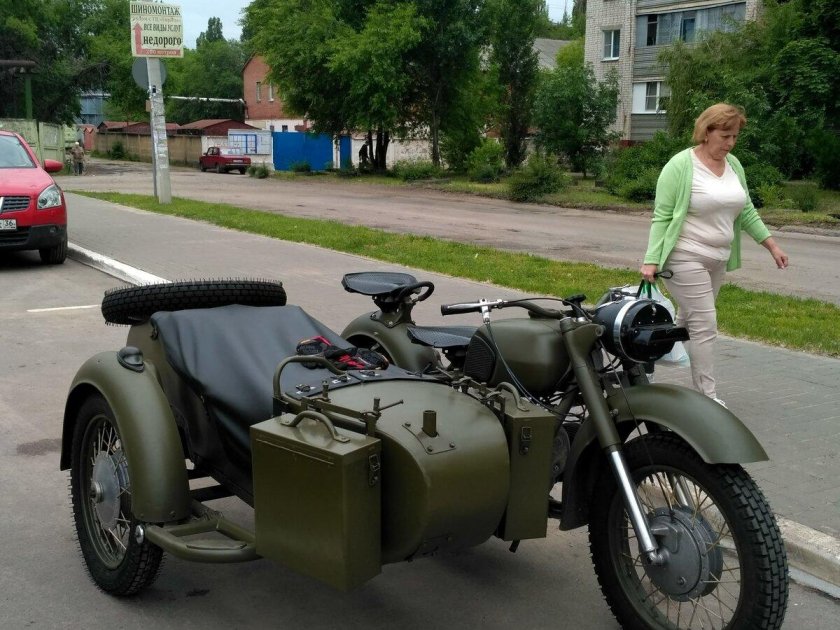 Мотоцикл мв 750