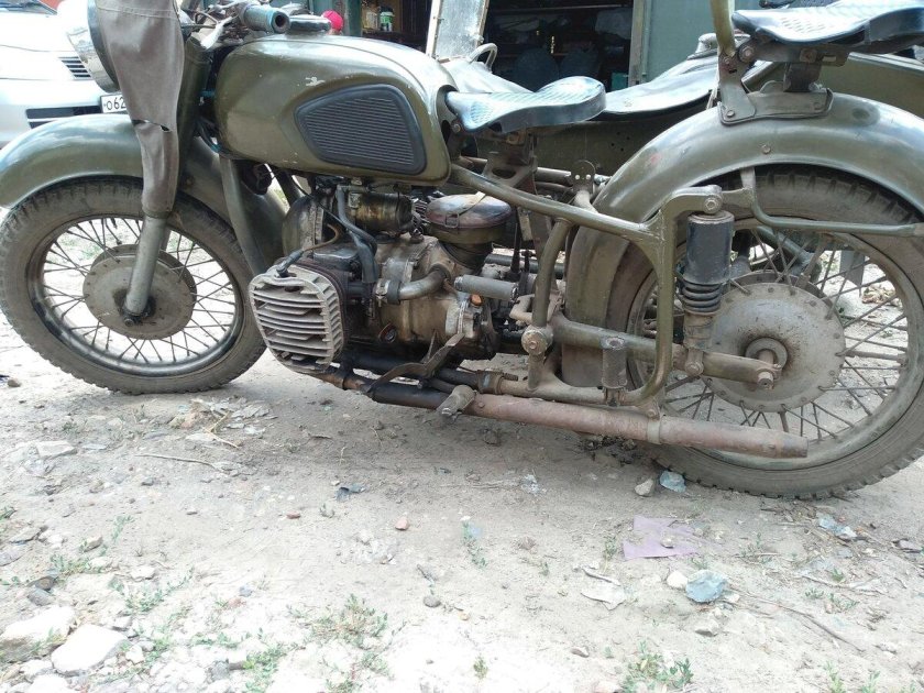 Мотоцикл мв 750