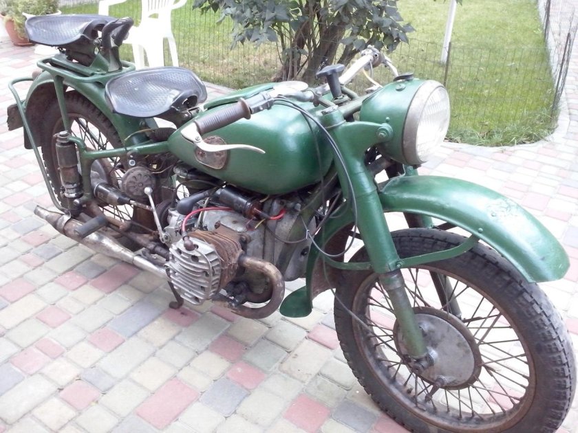 Мотоцикл Днепр МВ-750