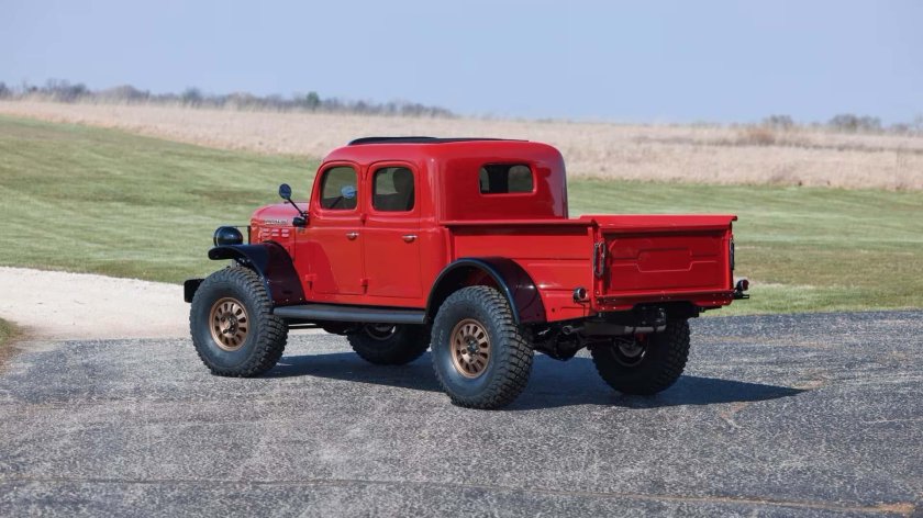Dodge power wagon 2000
