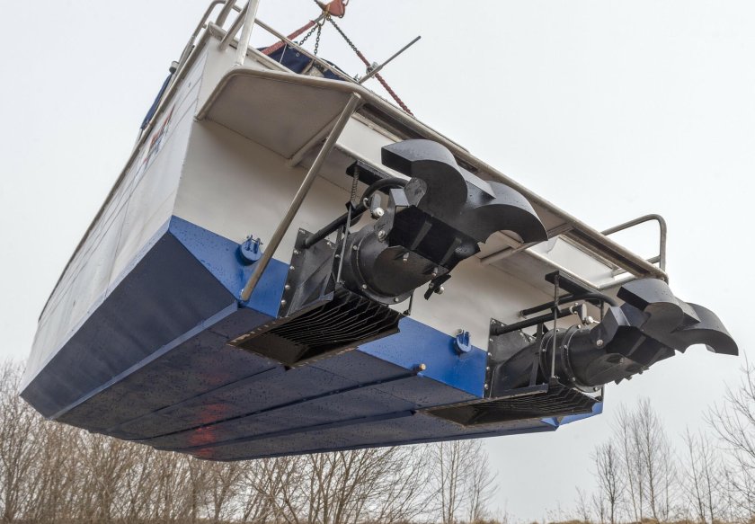 Катер Фантом м-200