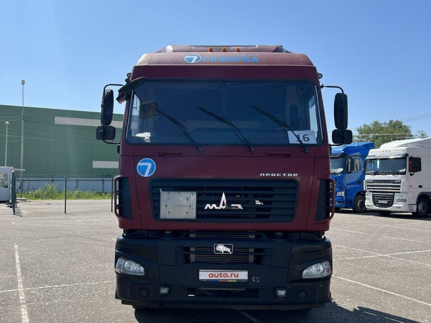 Седельный тягач маз