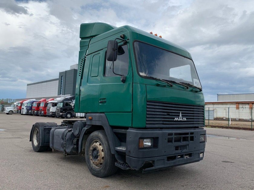 Тягач маз 5440с9-520-031