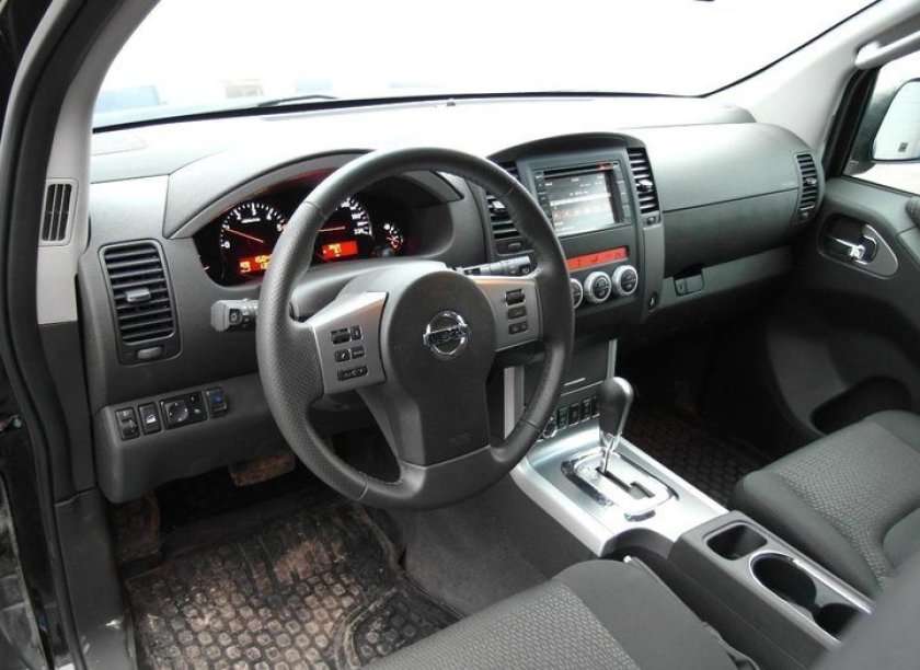 Nissan Pathfinder r51 Торпедо