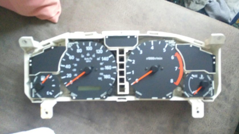 Щиток приборов Nissan Pathfinder r50