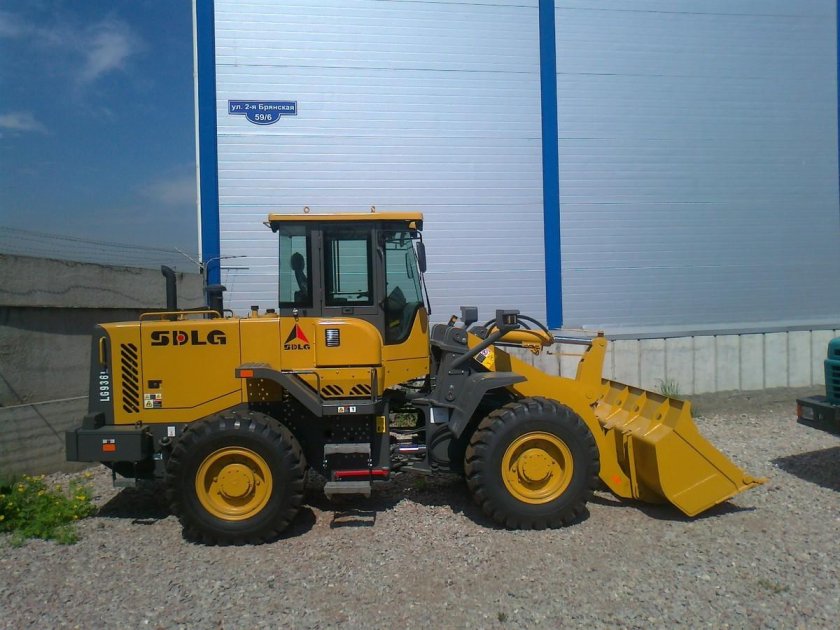 Погрузчик фронтальный lg936l