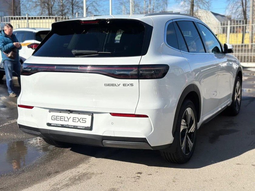Новая geely