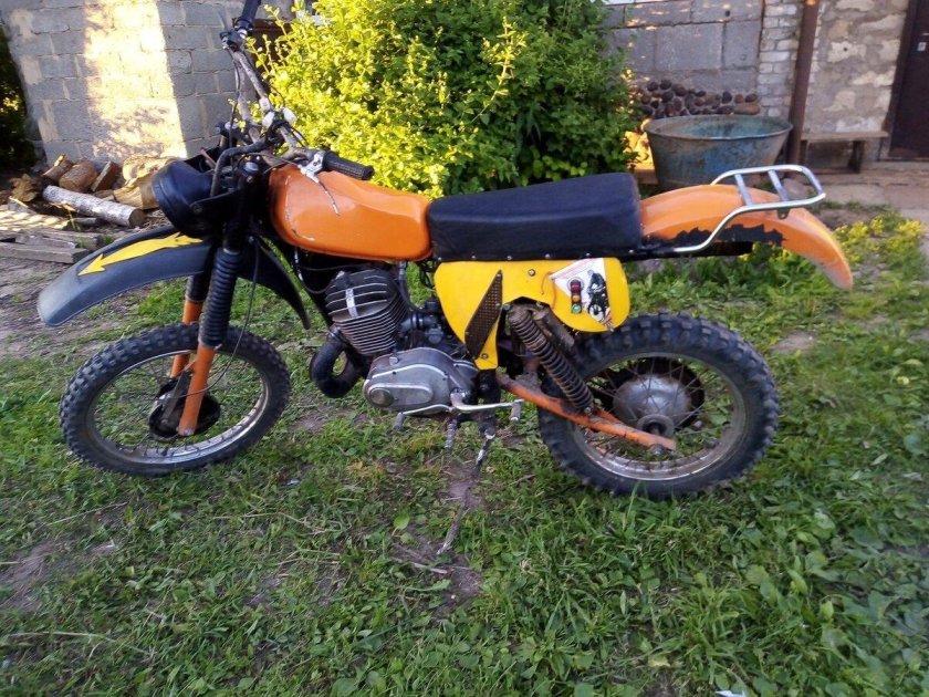 Мотоцикл чезет 500