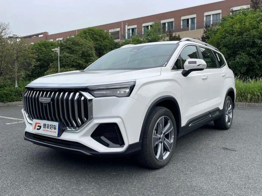 Geely внедорожник 2023