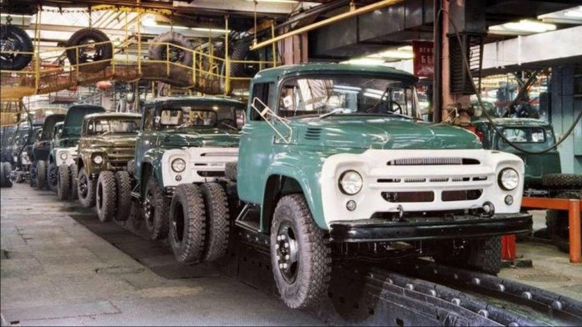 Зил 130 на заводе