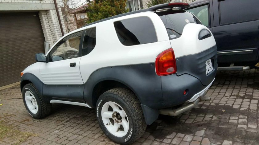 Isuzu VEHICROSS 2016