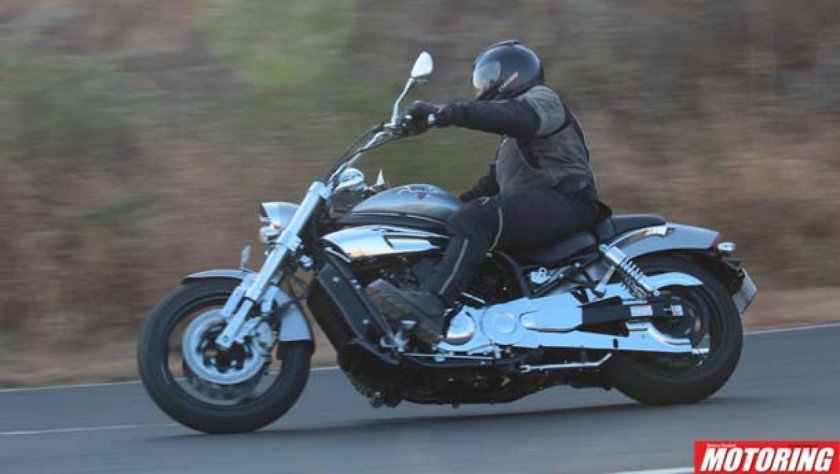 Hyosung Aquila gv650