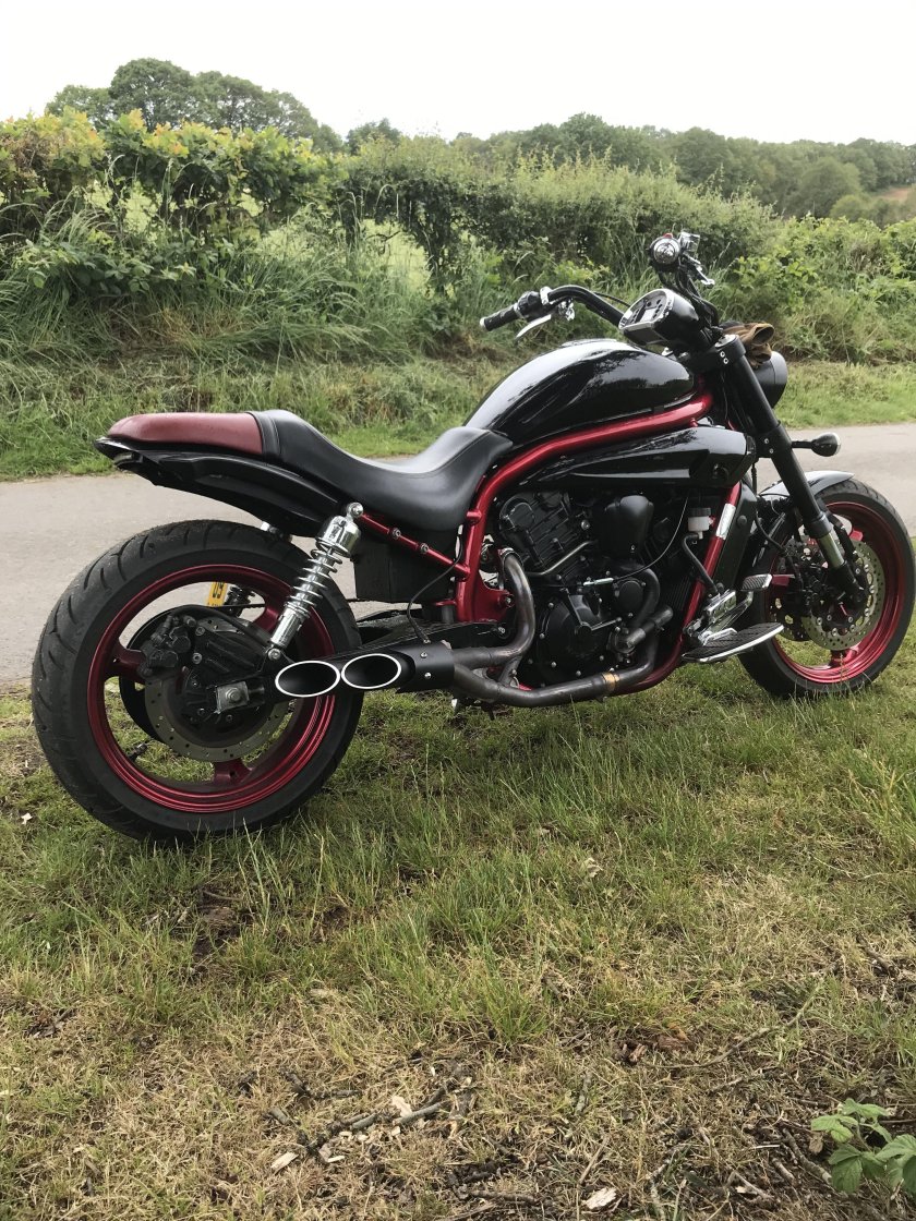 Hyosung Aquila gv650 кастом