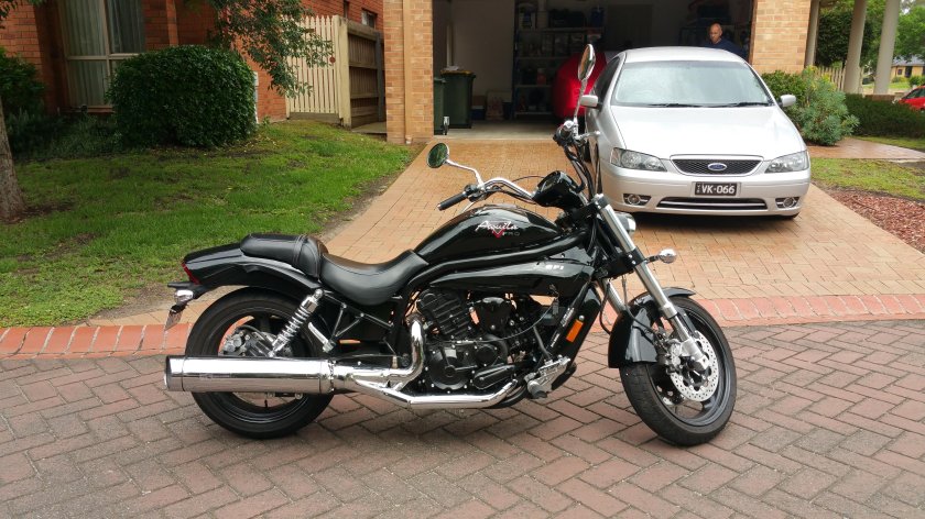 Хьюсонг аквила