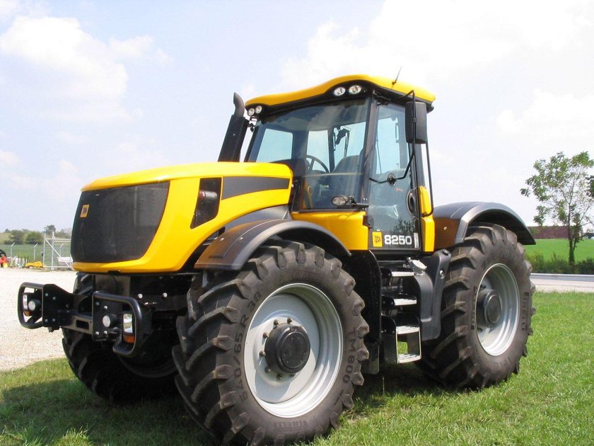 JCB Fastrac 8250