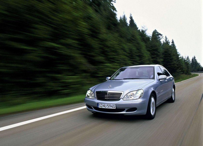 Мерседес 220 4matic