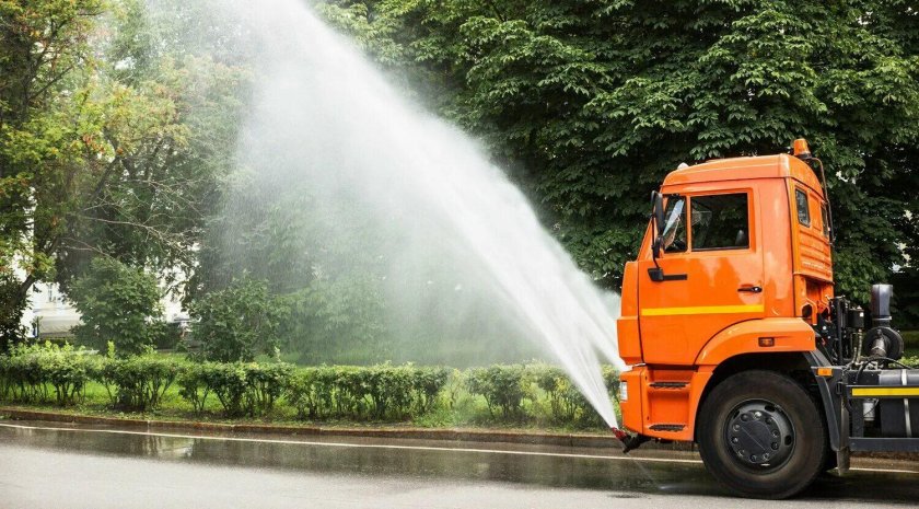 КАМАЗ поливалка