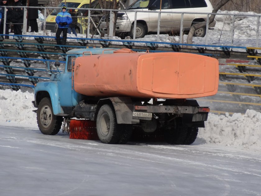 ЗИЛ 130 поливомоечная