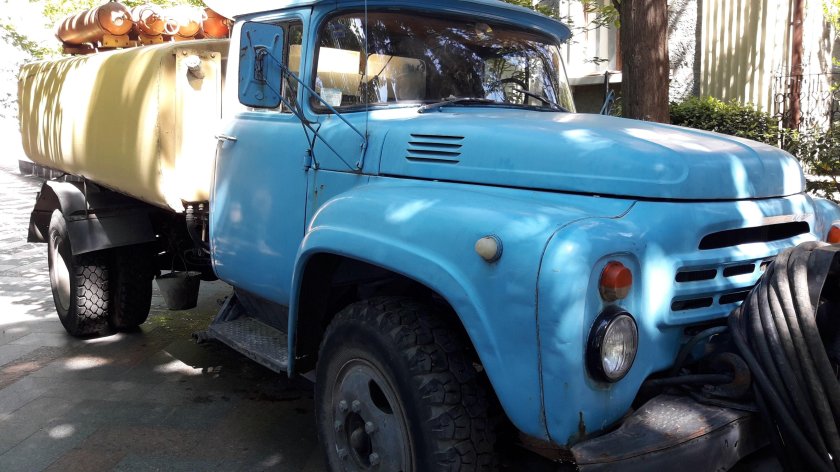 ЗИЛ-4331 грузовой