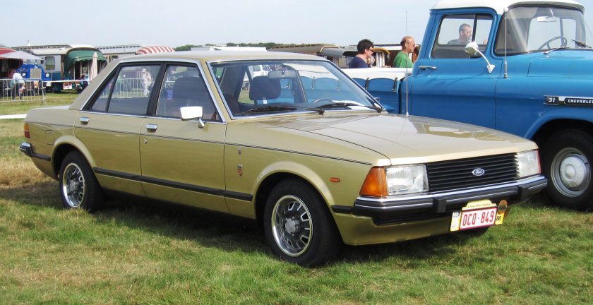 Ford Granada 1.7 МТ
