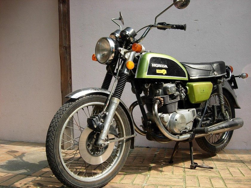 Honda CB 200
