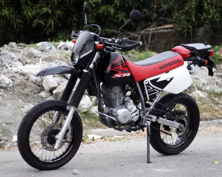 Honda xr200r