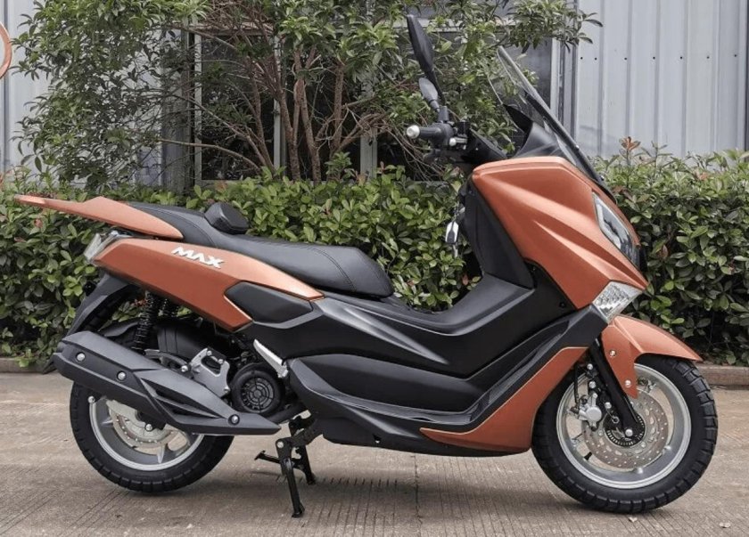 Скутер Vento Max 200