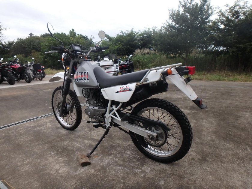 Suzuki dr200 Djebel