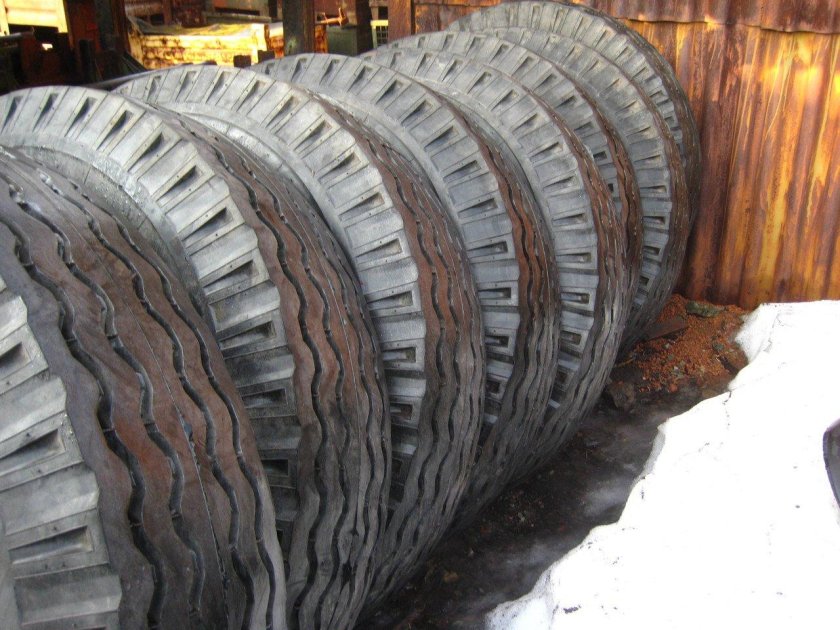 Колеса 1350,380