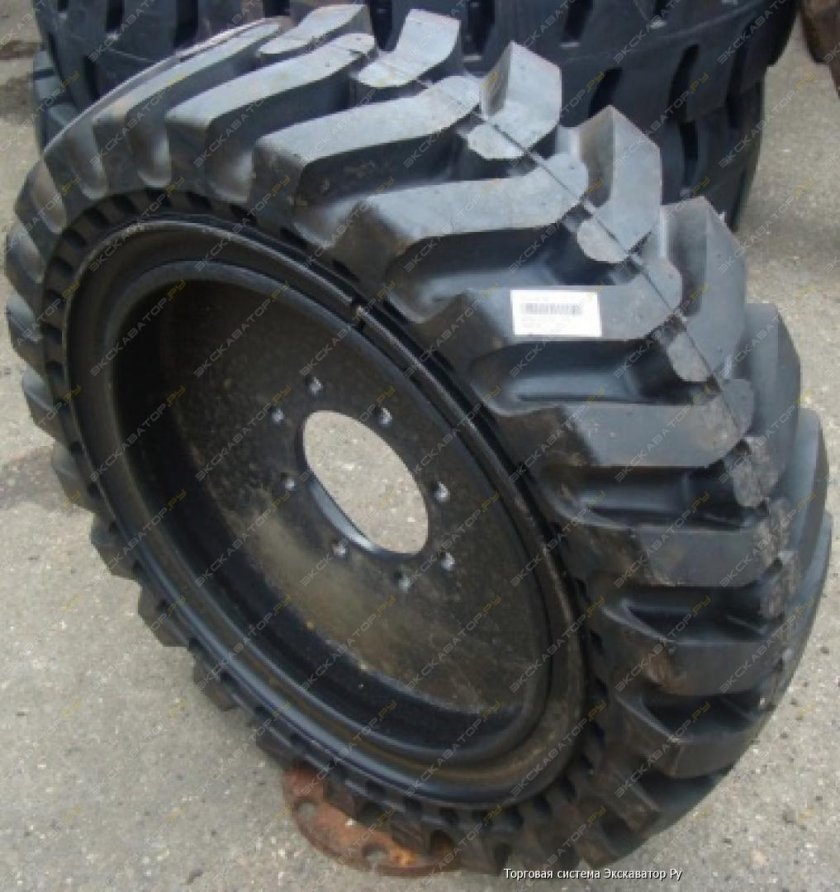 Колеса на Бобкэт цельнолитые