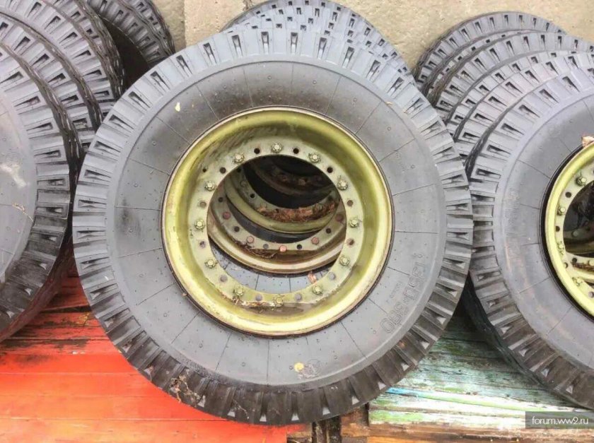 Колесо ГК 1350*380 (гусматик)