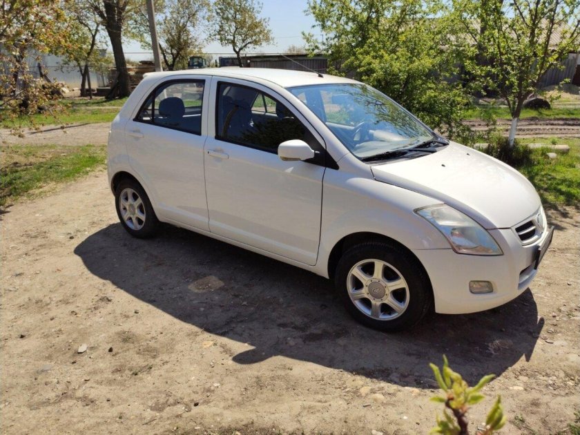 FAW v2 1.3 МТ, 2012