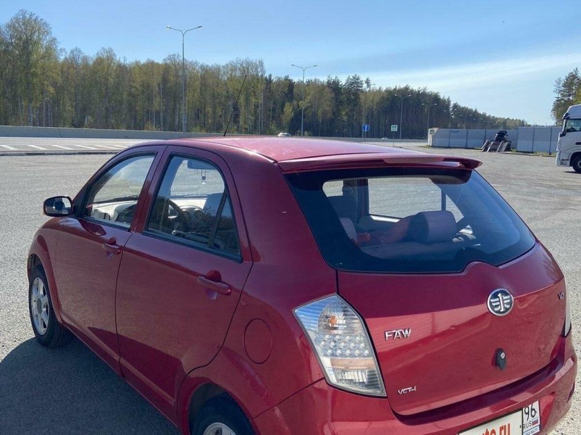 Автомобиль faw