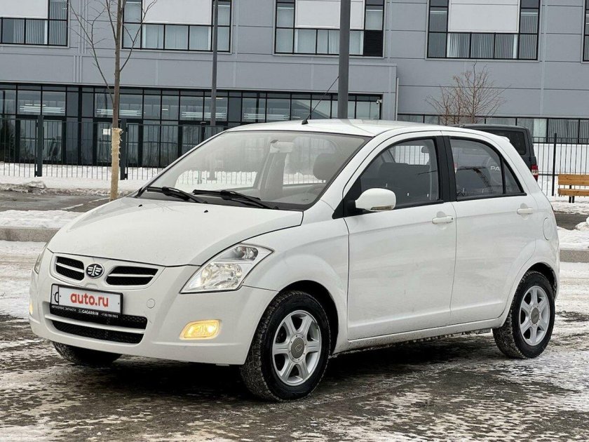 Автомобиль faw