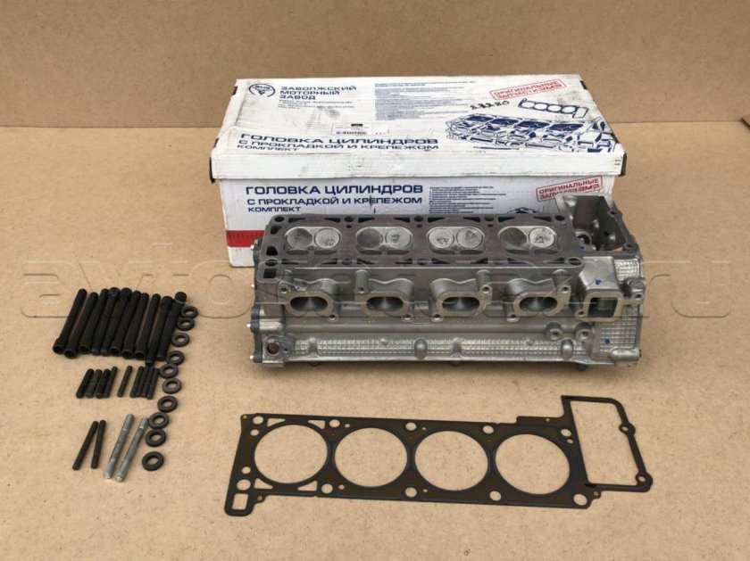 Головка блока цилиндров 40524,40905 евро-4 в сб. С прокладкой и крепежом!!!!
