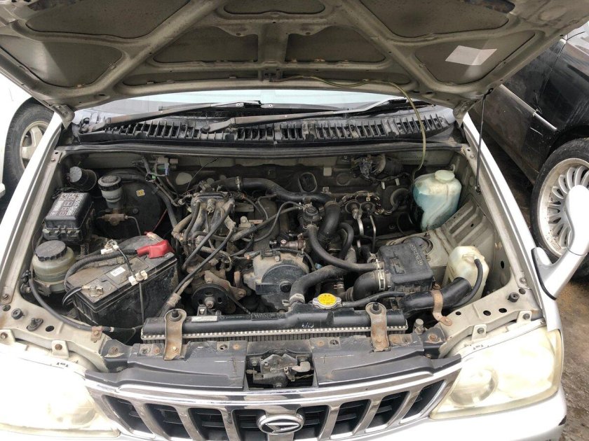 Daihatsu Terios подкапотка