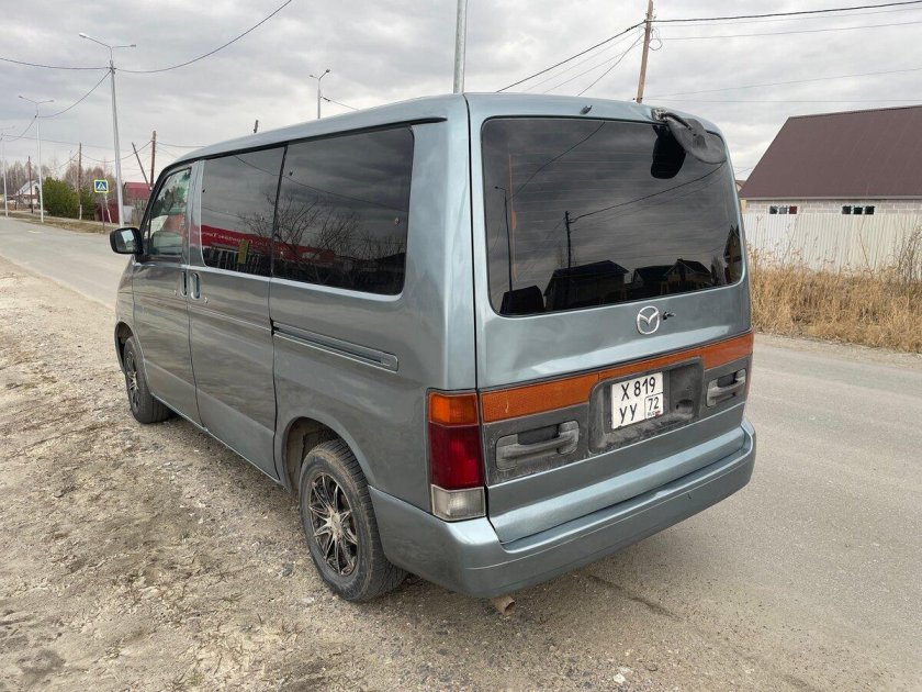 Mazda bongo friendee