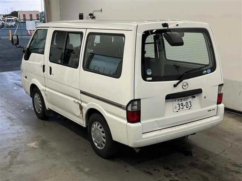 Mazda bongo van