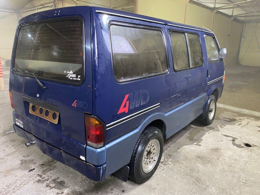 Мазда бонго микроавтобус