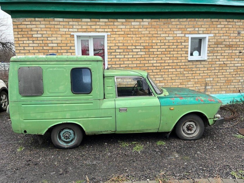 Москвич иж 2715