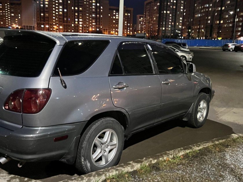 Лексус rx300 2001