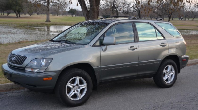 Лексус РХ 300 2000