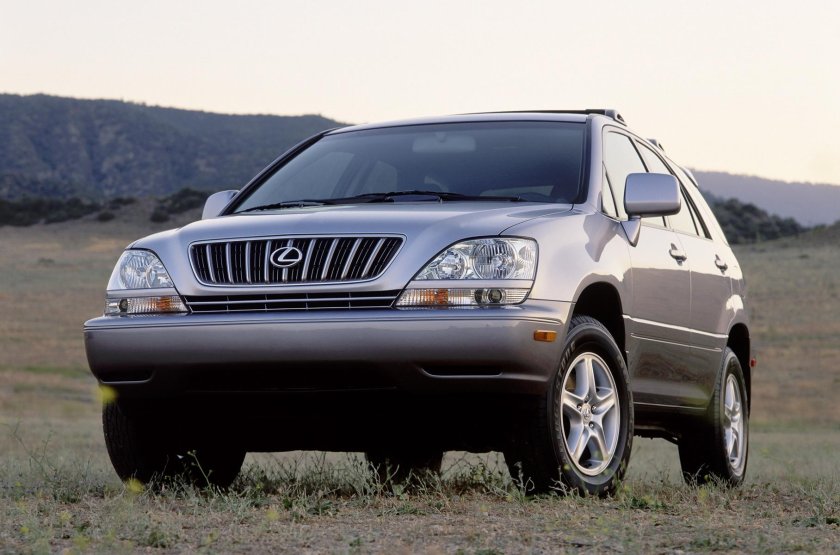 Лексус РХ 300 1
