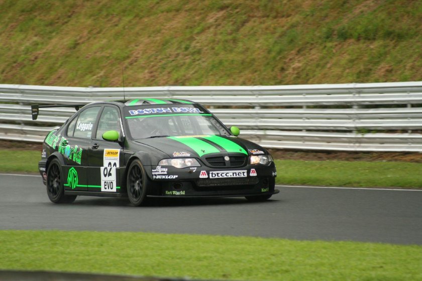 Британский гоночный зеленый